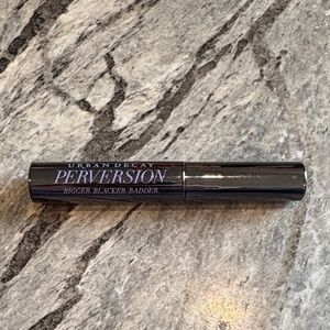 Urban Decay Perversion Mascara — Black Sample Size